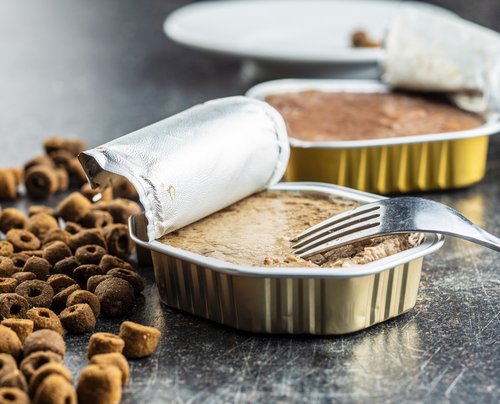 Die „gesunde Mischung” machts. Der Nährstoffbedarf jedes Hundes ist unterschiedlich und sollte individuell angepaßt werden. Foto:©Jiri Hera Die „gesunde Mischung” machts. Der Nährstoffbedarf jedes Hundes ist unterschiedlich und sollte individuell angepaßt werden. Foto:©Jiri Hera